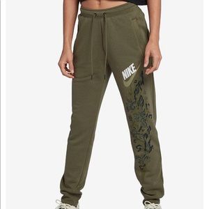 Nike Sport Fleece Joggers ✔️